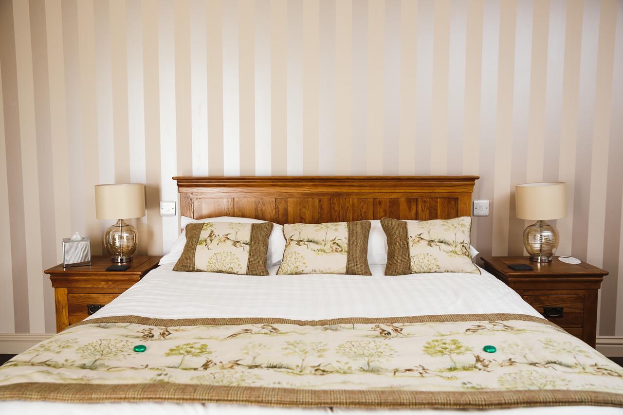 Millton of Clova Glen Clova Hotel & Luxury Lodges מראה חיצוני תמונה
